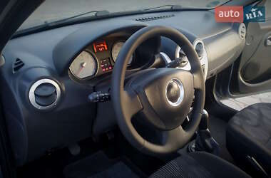 Универсал Dacia Logan MCV 2011 в 