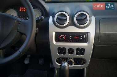 Универсал Dacia Logan MCV 2011 в 