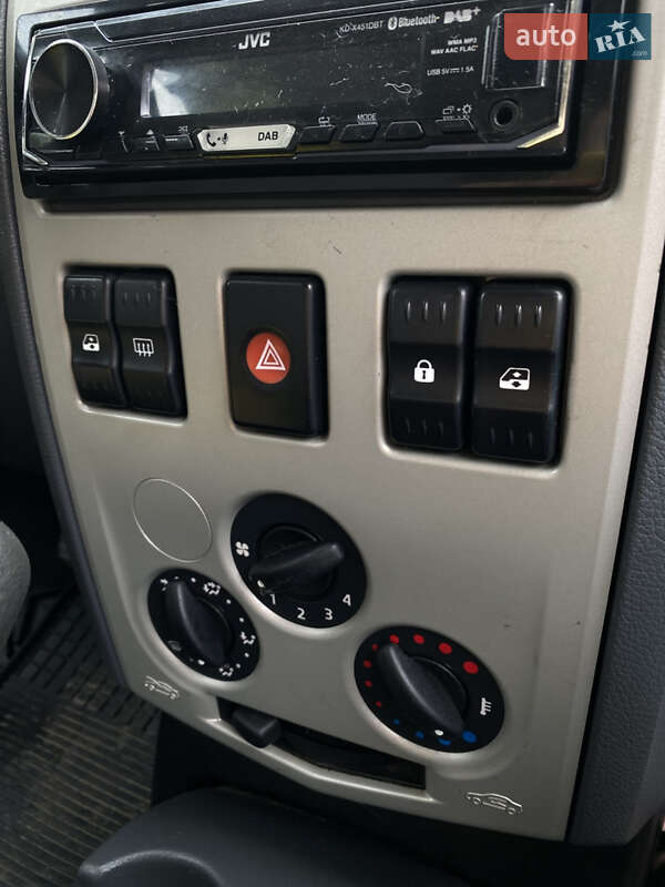 Універсал Dacia Logan MCV 2010 в Луцьку