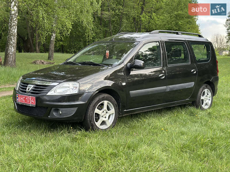 Универсал Dacia Logan MCV 2010 в Сумах