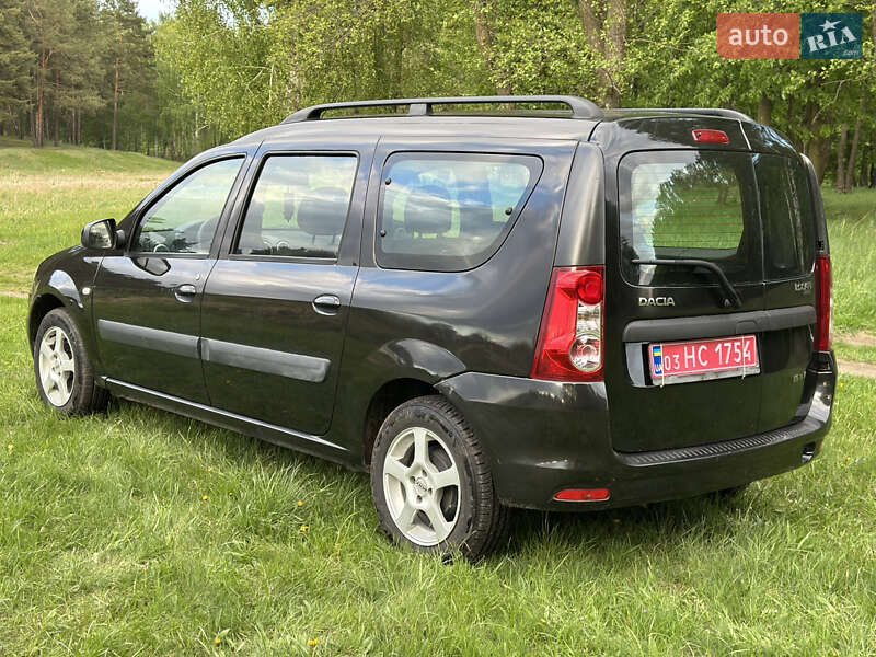 Универсал Dacia Logan MCV 2010 в Сумах