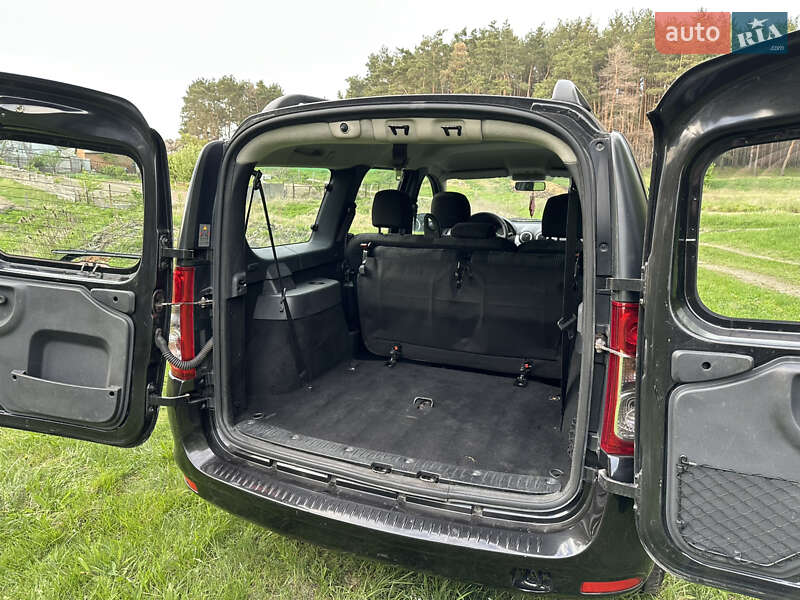 Универсал Dacia Logan MCV 2010 в Сумах