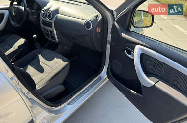 Универсал Dacia Logan MCV 2009 в 