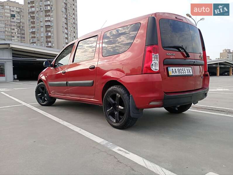 Универсал Dacia Logan MCV 2009 в Киеве