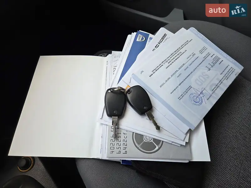 Универсал Dacia Logan MCV 2009 в Каменском документ