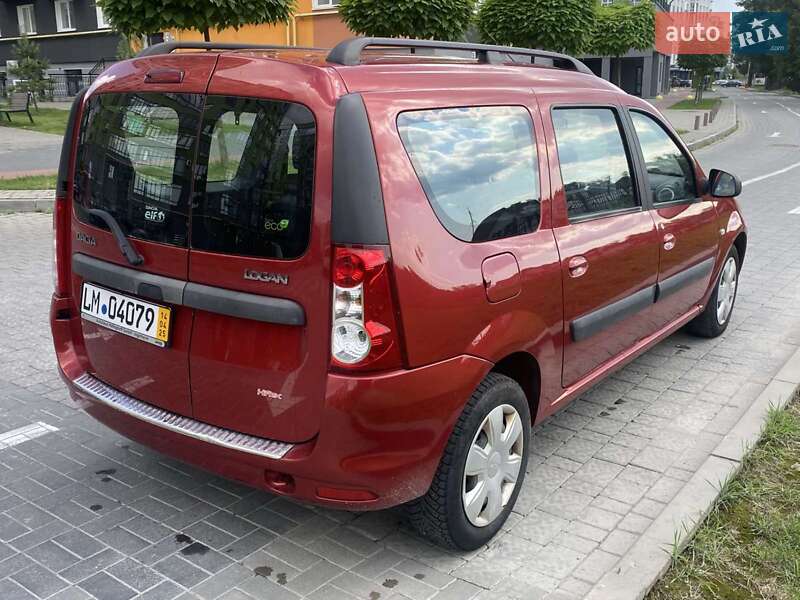 Универсал Dacia Logan MCV 2011 в Ивано-Франковске