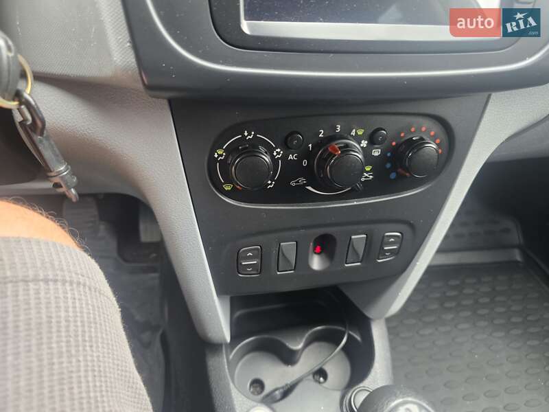 Универсал Dacia Logan MCV 2014 в Ровно