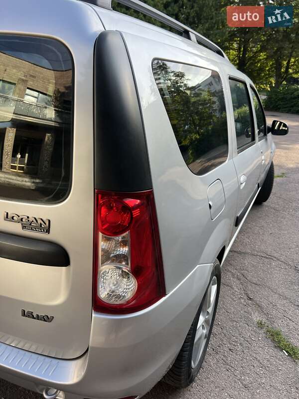 Універсал Dacia Logan MCV 2010 в Ніжині