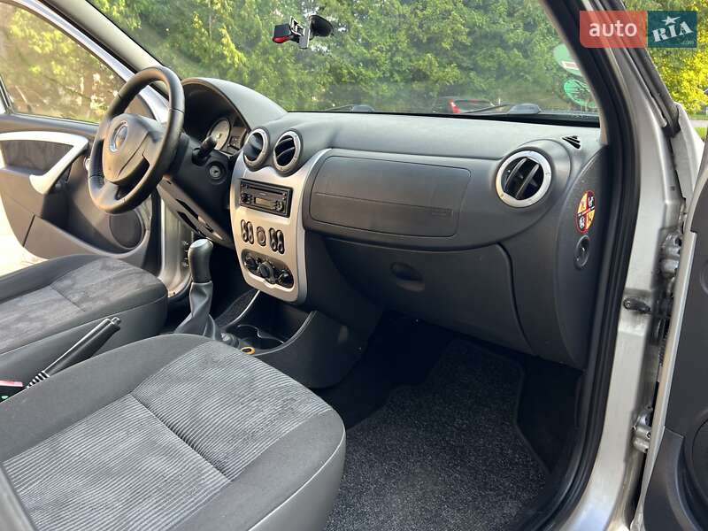 Універсал Dacia Logan MCV 2010 в Ніжині