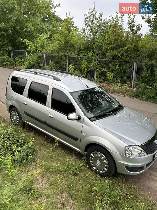 Универсал Dacia Logan MCV 2009 в Умани фото 5 Универсал Dacia Logan MCV 2009 в Умани