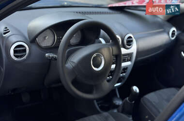 Универсал Dacia Logan MCV 2010 в 
