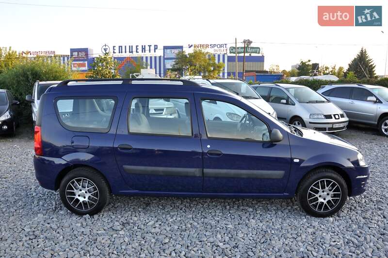 Универсал Dacia Logan MCV 2010 в Львове
