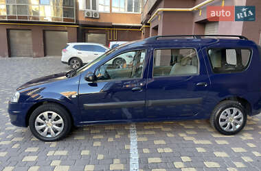Универсал Dacia Logan MCV 2010 в 