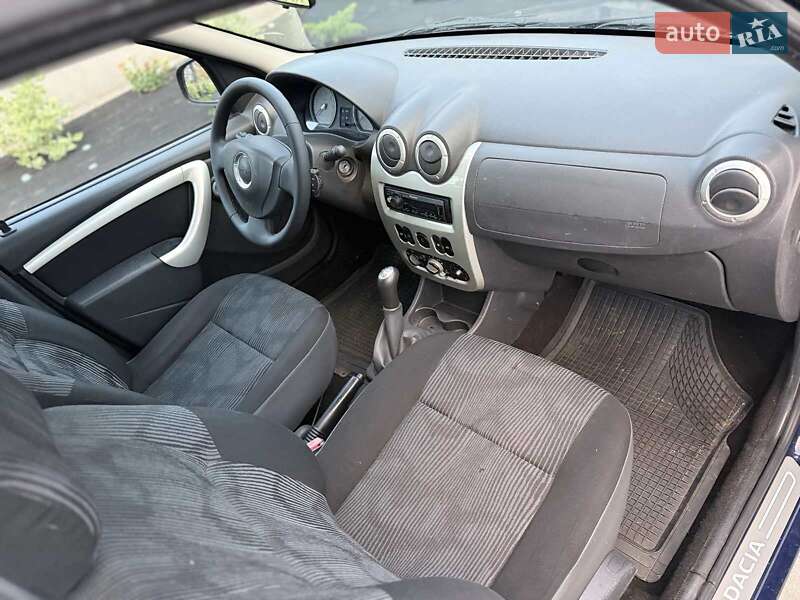 Універсал Dacia Logan MCV 2011 в Рівному