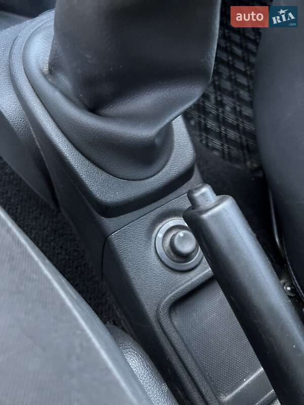 Універсал Dacia Logan MCV 2010 в Ніжині фото 31 Універсал Dacia Logan MCV 2010 в Ніжині