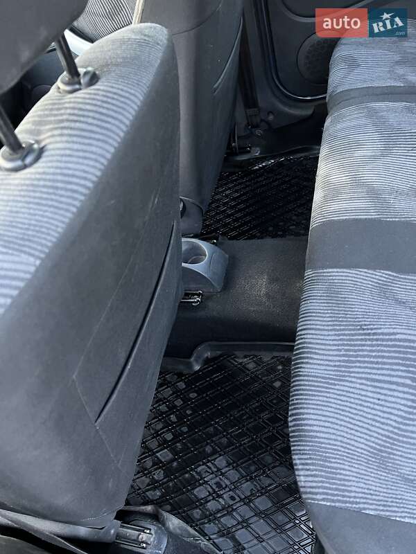 Універсал Dacia Logan MCV 2010 в Ніжині фото 38 Універсал Dacia Logan MCV 2010 в Ніжині