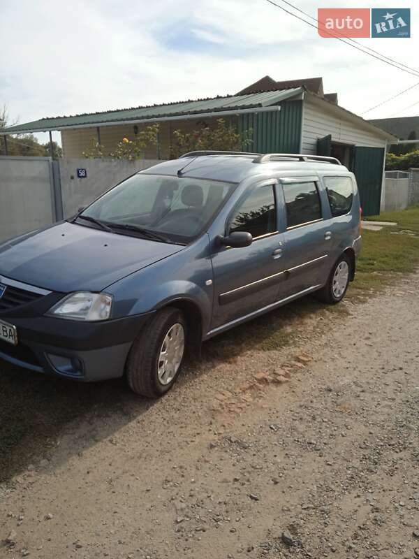 Універсал Dacia Logan MCV 2008 в Варві