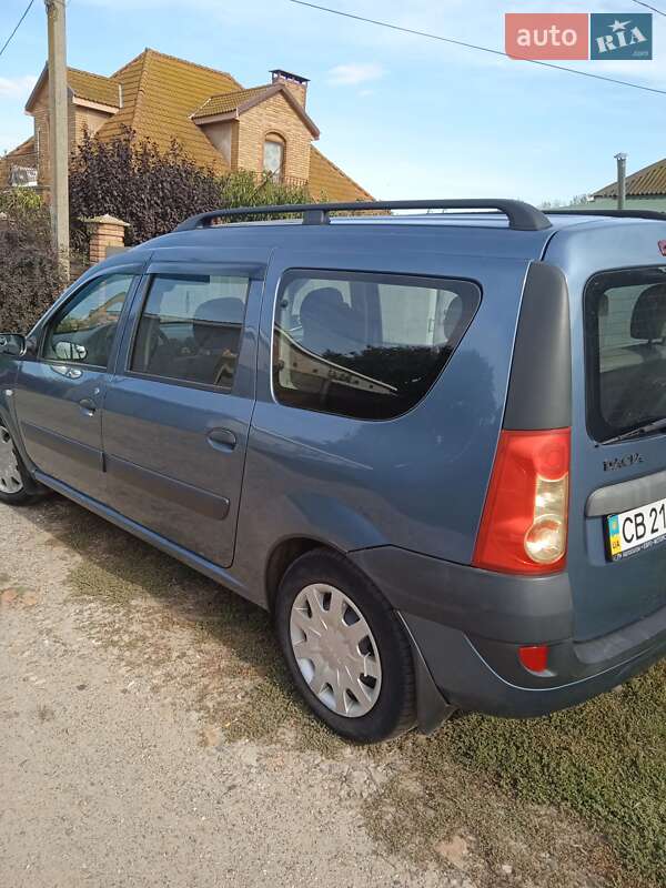 Універсал Dacia Logan MCV 2008 в Варві