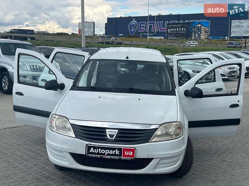 Универсал Dacia Logan MCV 2012 в Львове