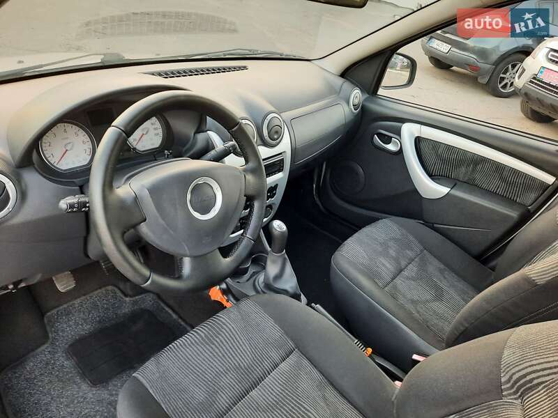 Універсал Dacia Logan MCV 2009 в Полтаві фото 29 Універсал Dacia Logan MCV 2009 в Полтаві