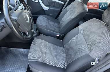 Універсал Dacia Logan MCV 2010 в 