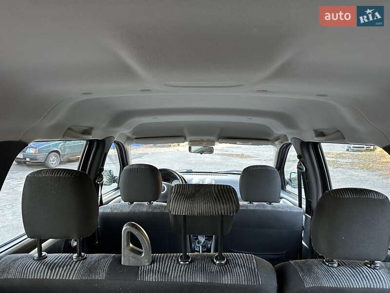 Универсал Dacia Logan MCV 2010 в Лебедине