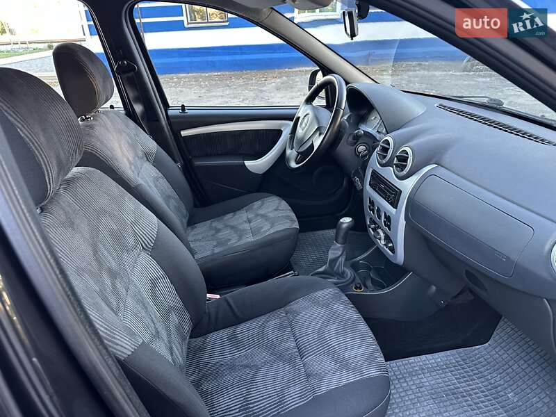 Универсал Dacia Logan MCV 2010 в Лебедине