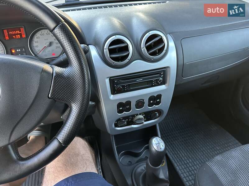 Универсал Dacia Logan MCV 2010 в Лебедине