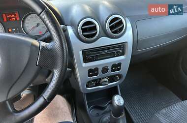 Універсал Dacia Logan MCV 2010 в 