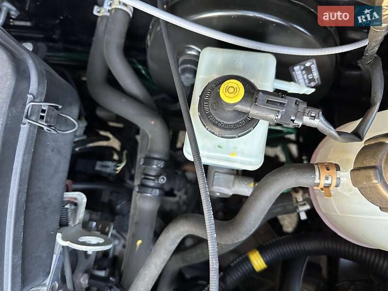 Универсал Dacia Logan MCV 2010 в Лебедине