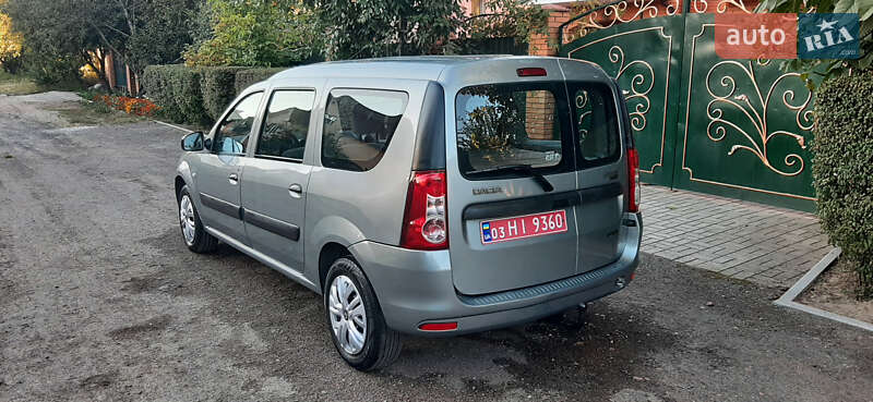 Универсал Dacia Logan MCV 2010 в Чернигове