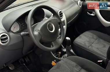 Универсал Dacia Logan MCV 2010 в 