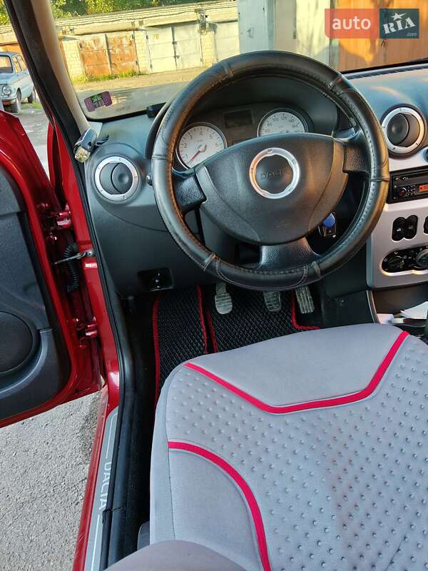 Універсал Dacia Logan MCV 2010 в Львові