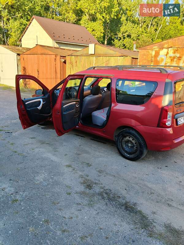 Універсал Dacia Logan MCV 2010 в Львові