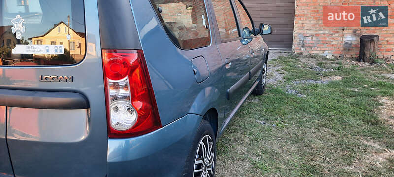 Универсал Dacia Logan MCV 2011 в Немирове