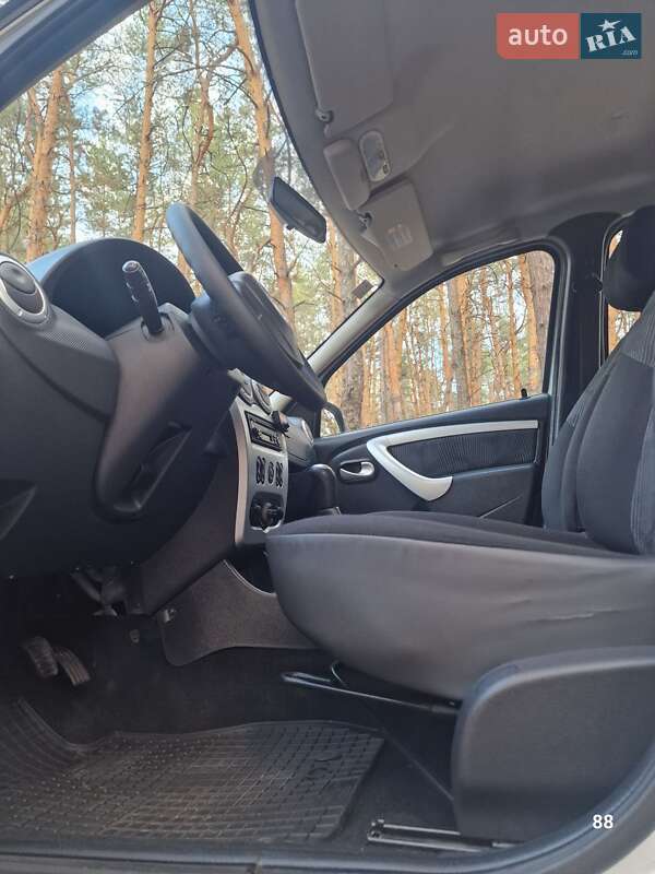 Универсал Dacia Logan MCV 2011 в Полтаве фото 54 Универсал Dacia Logan MCV 2011 в Полтаве