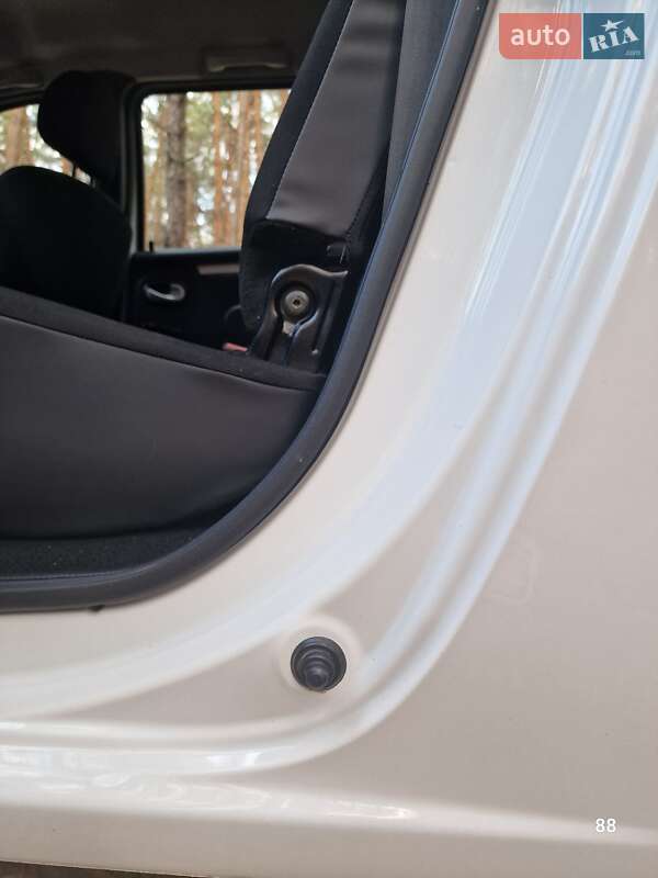 Универсал Dacia Logan MCV 2011 в Полтаве фото 69 Универсал Dacia Logan MCV 2011 в Полтаве