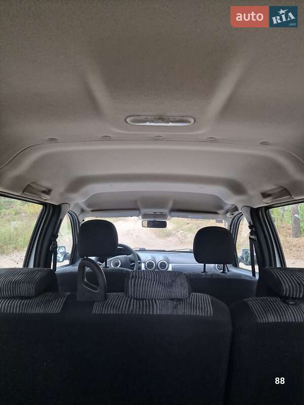 Универсал Dacia Logan MCV 2011 в Полтаве фото 85 Универсал Dacia Logan MCV 2011 в Полтаве