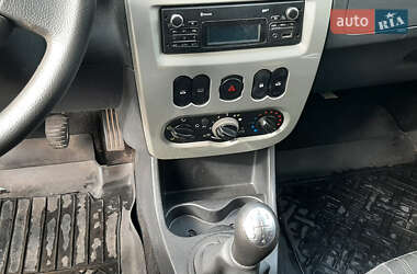 Универсал Dacia Logan MCV 2011 в 