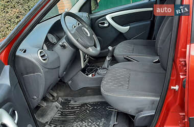 Универсал Dacia Logan MCV 2011 в 