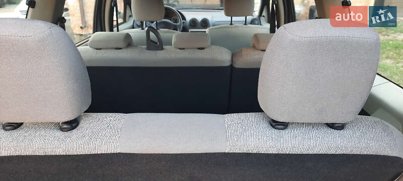 Універсал Dacia Logan MCV 2011 в Немирові