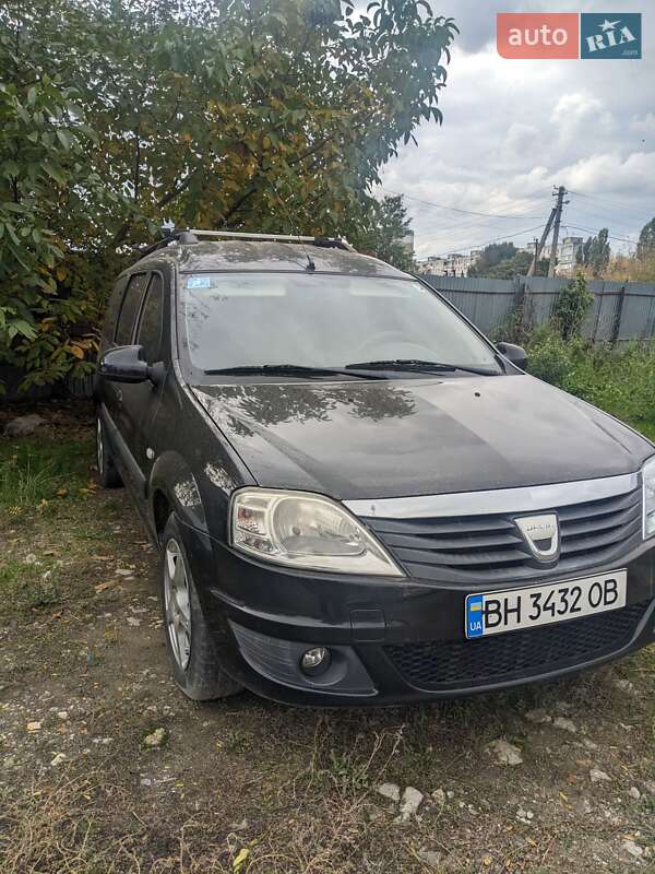 Универсал Dacia Logan MCV 2009 в 