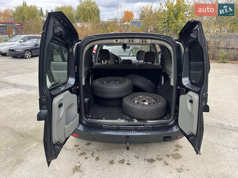 Универсал Dacia Logan MCV 2008 в Ровно фото 16 Универсал Dacia Logan MCV 2008 в Ровно