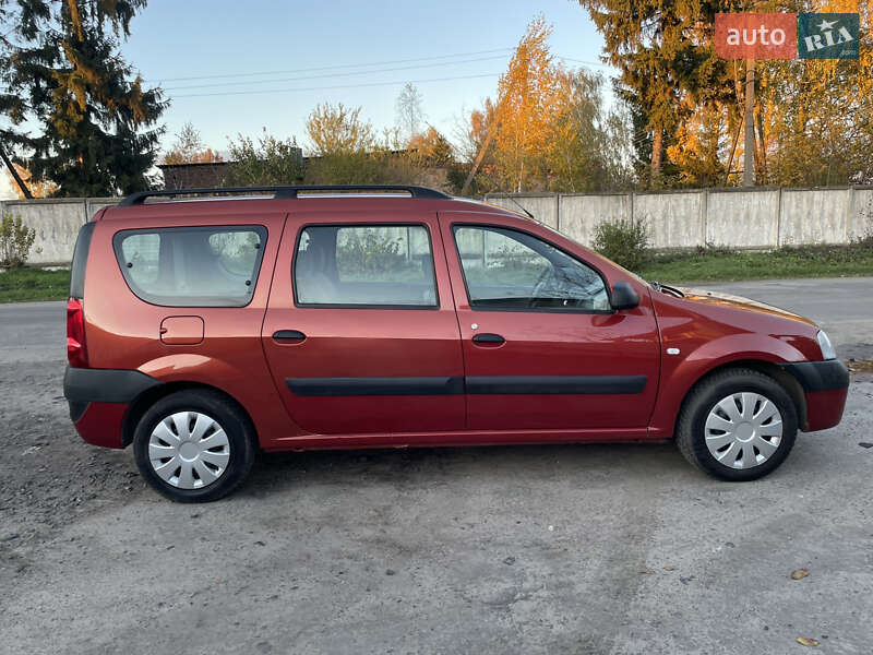 Универсал Dacia Logan MCV 2008 в Млинове