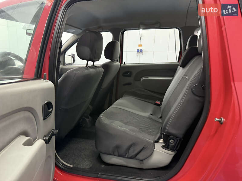 Универсал Dacia Logan MCV 2009 в Днепре фото 24 Универсал Dacia Logan MCV 2009 в Днепре