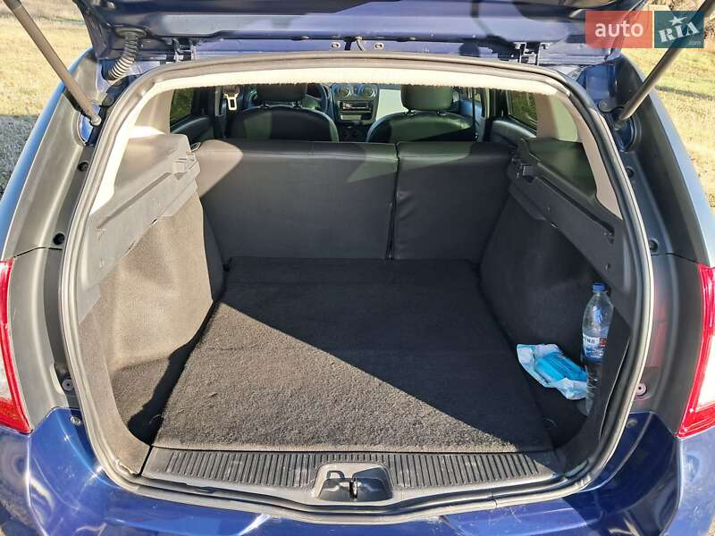 Универсал Dacia Logan MCV 2014 в Гайсине