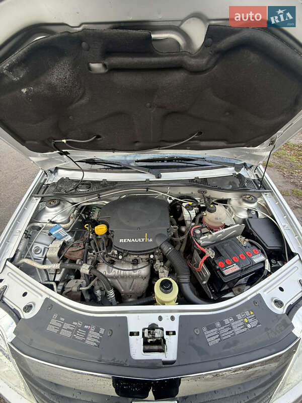 Універсал Dacia Logan MCV 2010 в Сумах