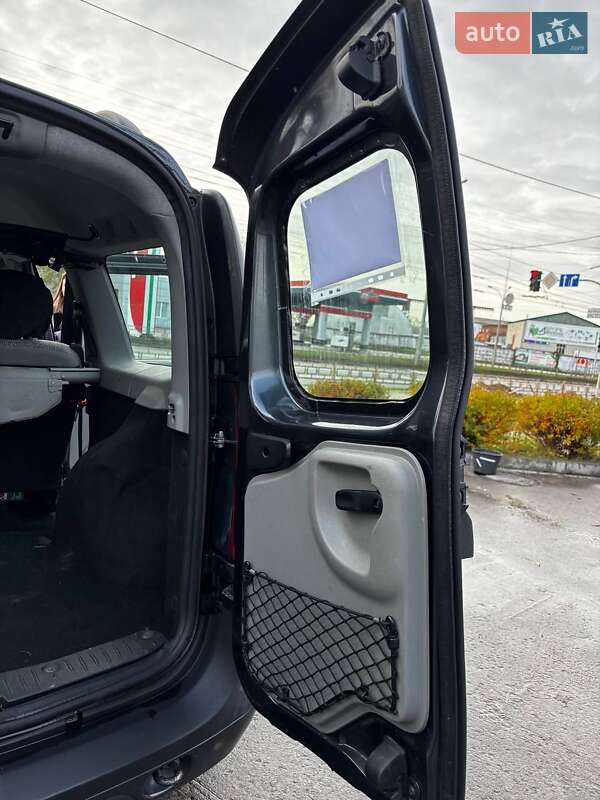 Универсал Dacia Logan MCV 2008 в Чернигове