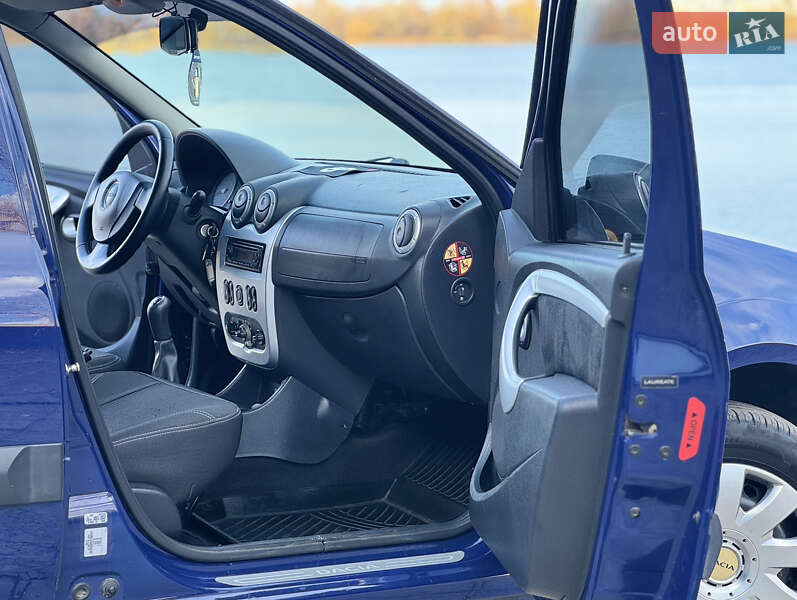 Універсал Dacia Logan MCV 2009 в Дніпрі фото 18 Універсал Dacia Logan MCV 2009 в Дніпрі