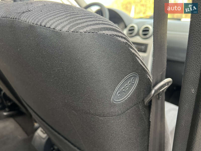 Універсал Dacia Logan MCV 2009 в Луцьку